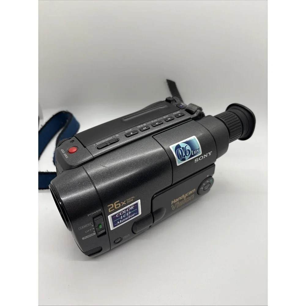 Sony CCD-TRV12 Video 8 Handycam 8mm Handheld Camcorder Gray CCD-TRV12